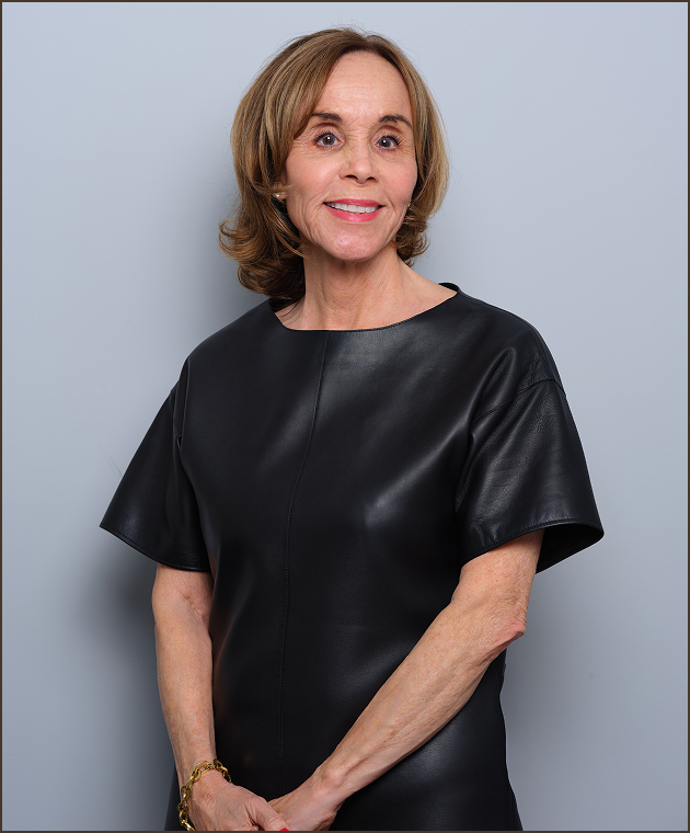 The Wright Advisory | Leslie Wright Headshot